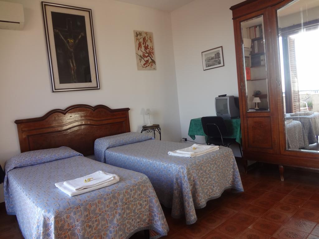 Casa Riccio Hotel Palermo Room photo